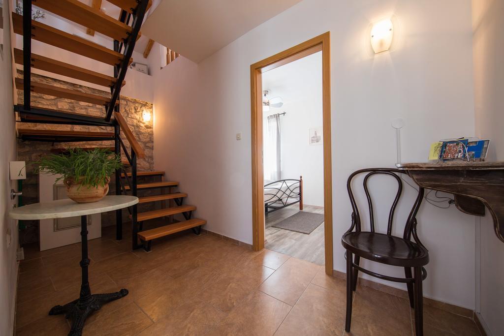 스플리트 Luxury Mansarda Duplex - City Centre - Stone House 아파트 외부 사진